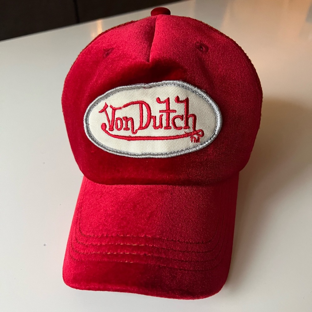 VON DUTCH HAT